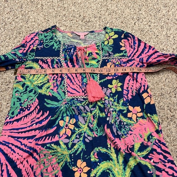 Lilly Pulitzer All Aglow Floral 3/4 Length Sleeve Tilda Tunic Top Tassel Sz XS - Picture 5 of 9